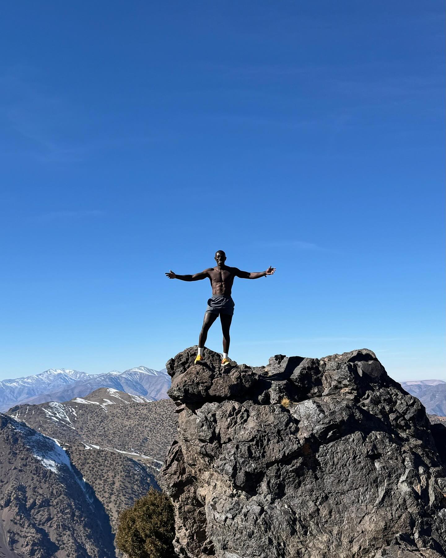 Coach Brandon sommet Atlas